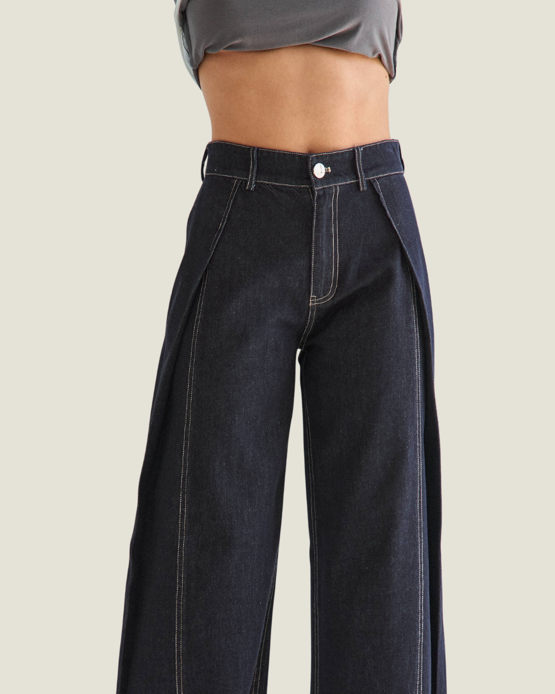 Xandra Pleated Barrel Jeans
