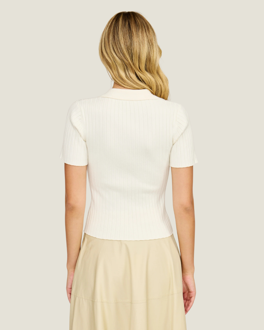 Smith Collared V-Neck Short Sleeve Polo Top