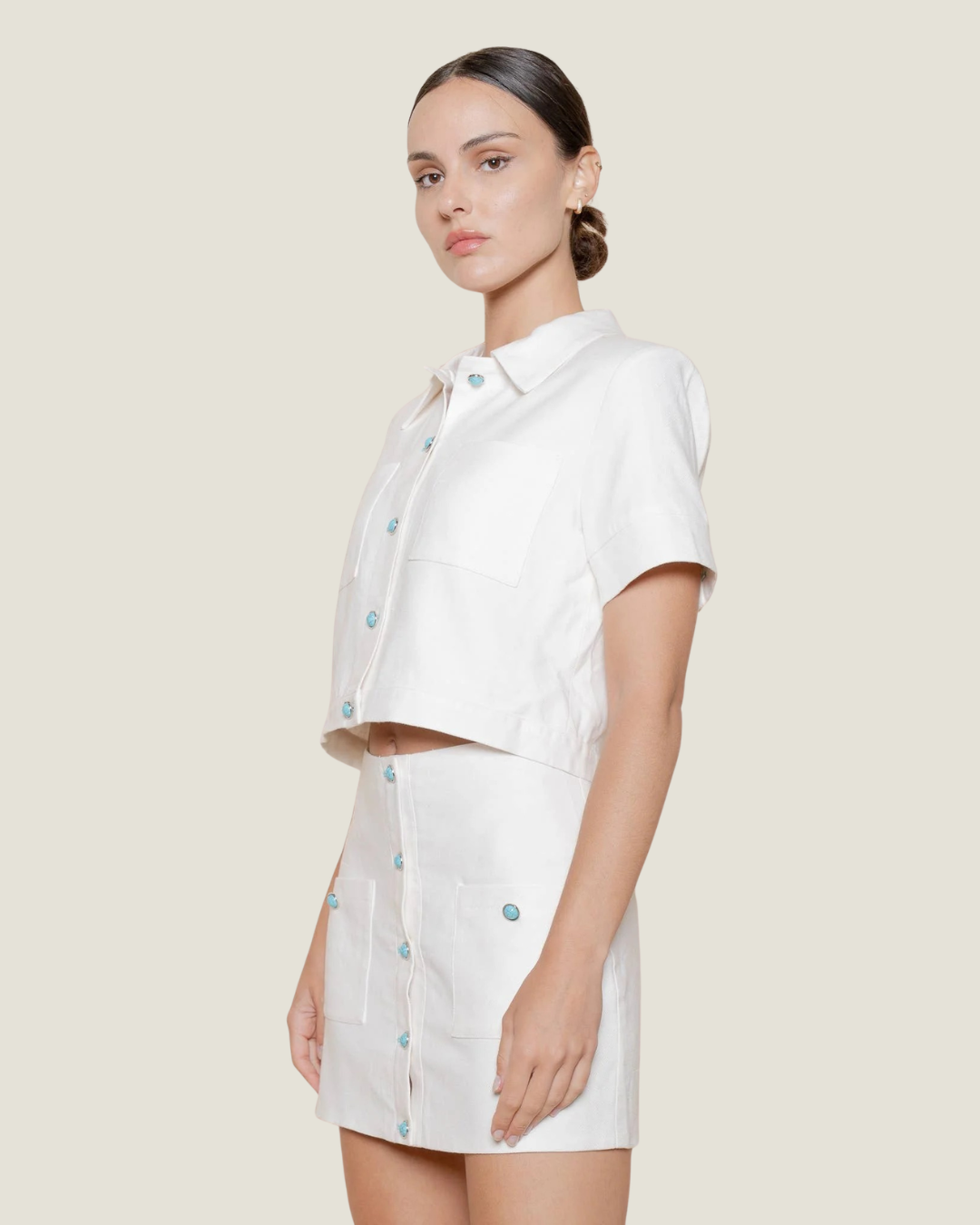 Daisy Turquoise Button Cropped Top