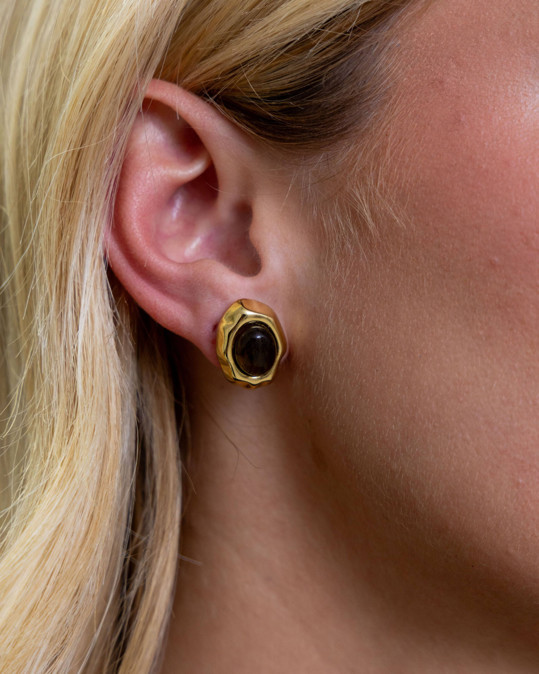 Saylor Tiger Eye Stud Earrings