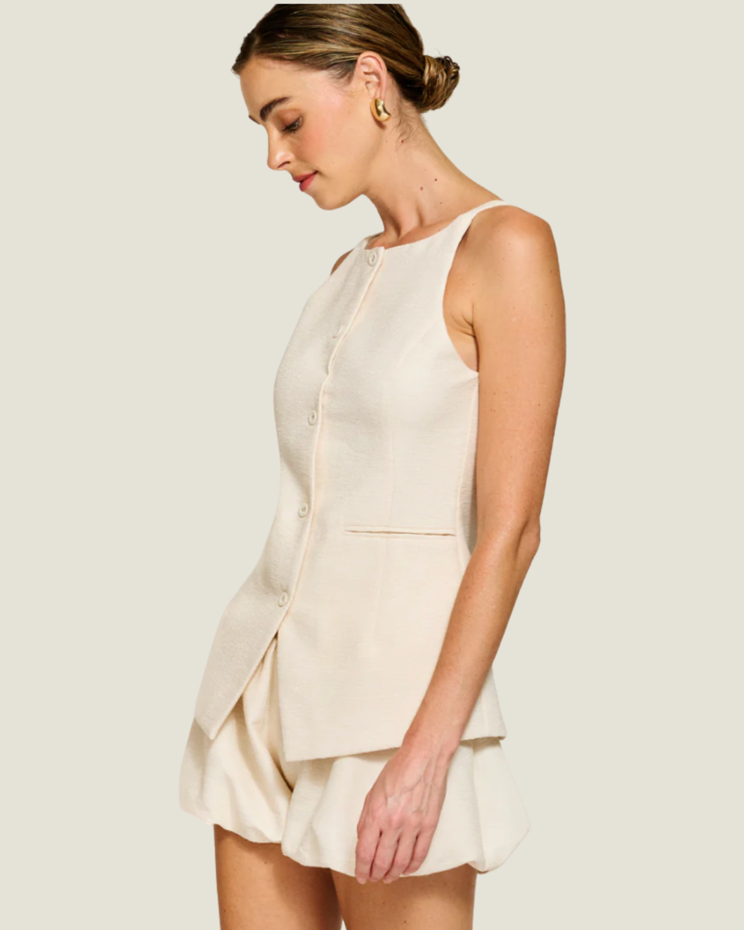 The Adella: Line & Dot Top