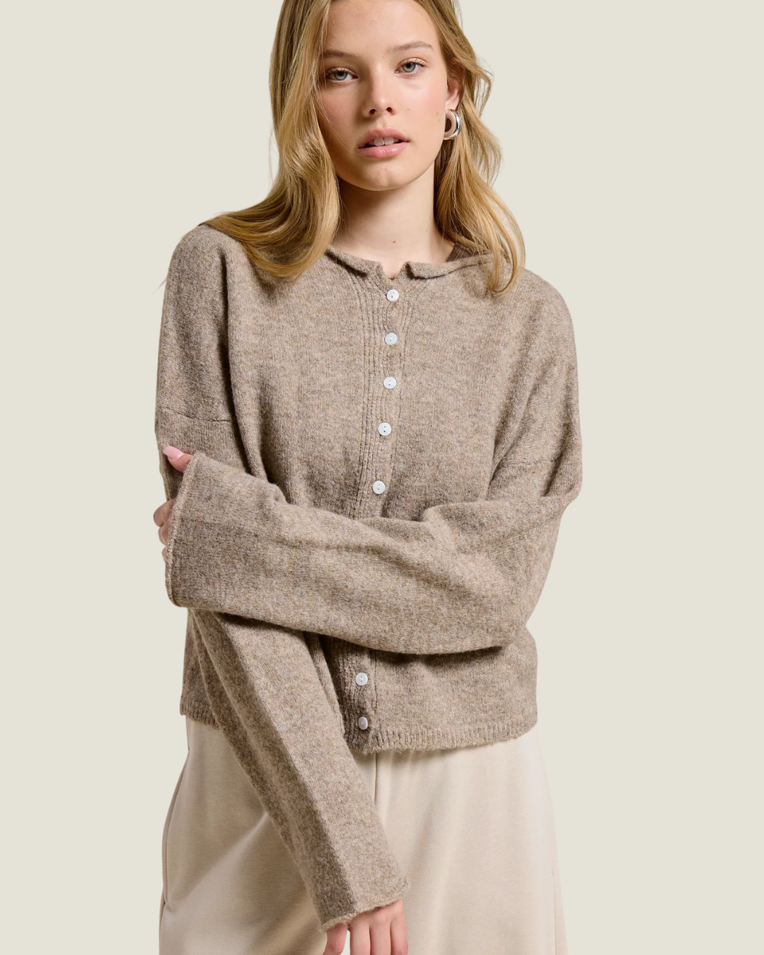 Mocha slightly knit oversized cardigan. 