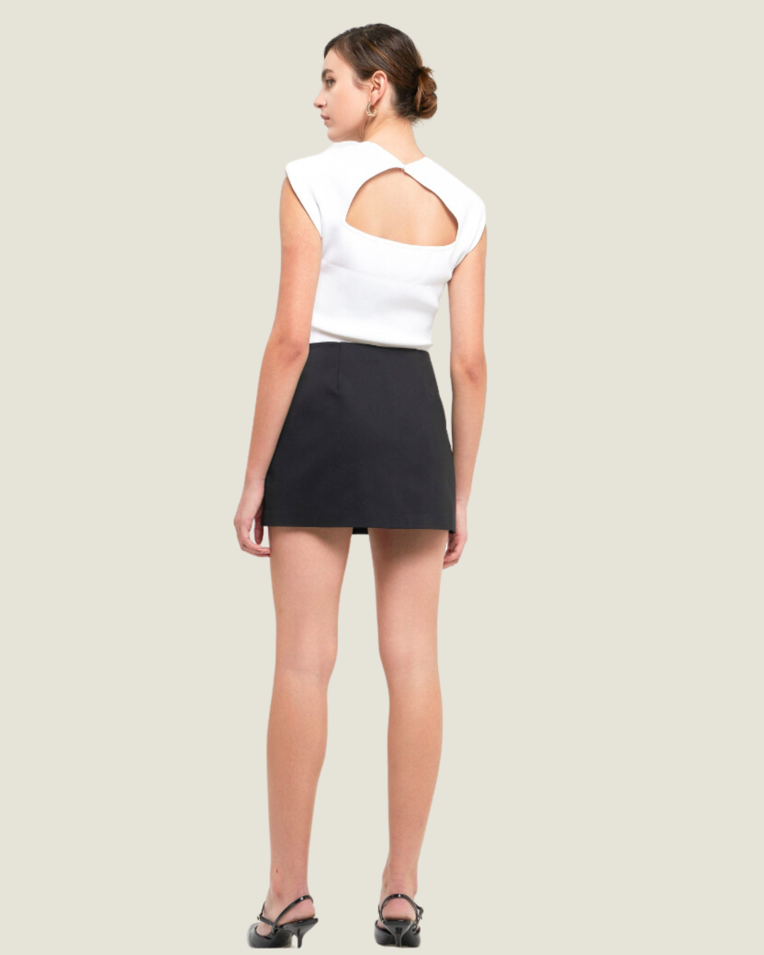 Sunny & 75: Cut-Out Mini Skort