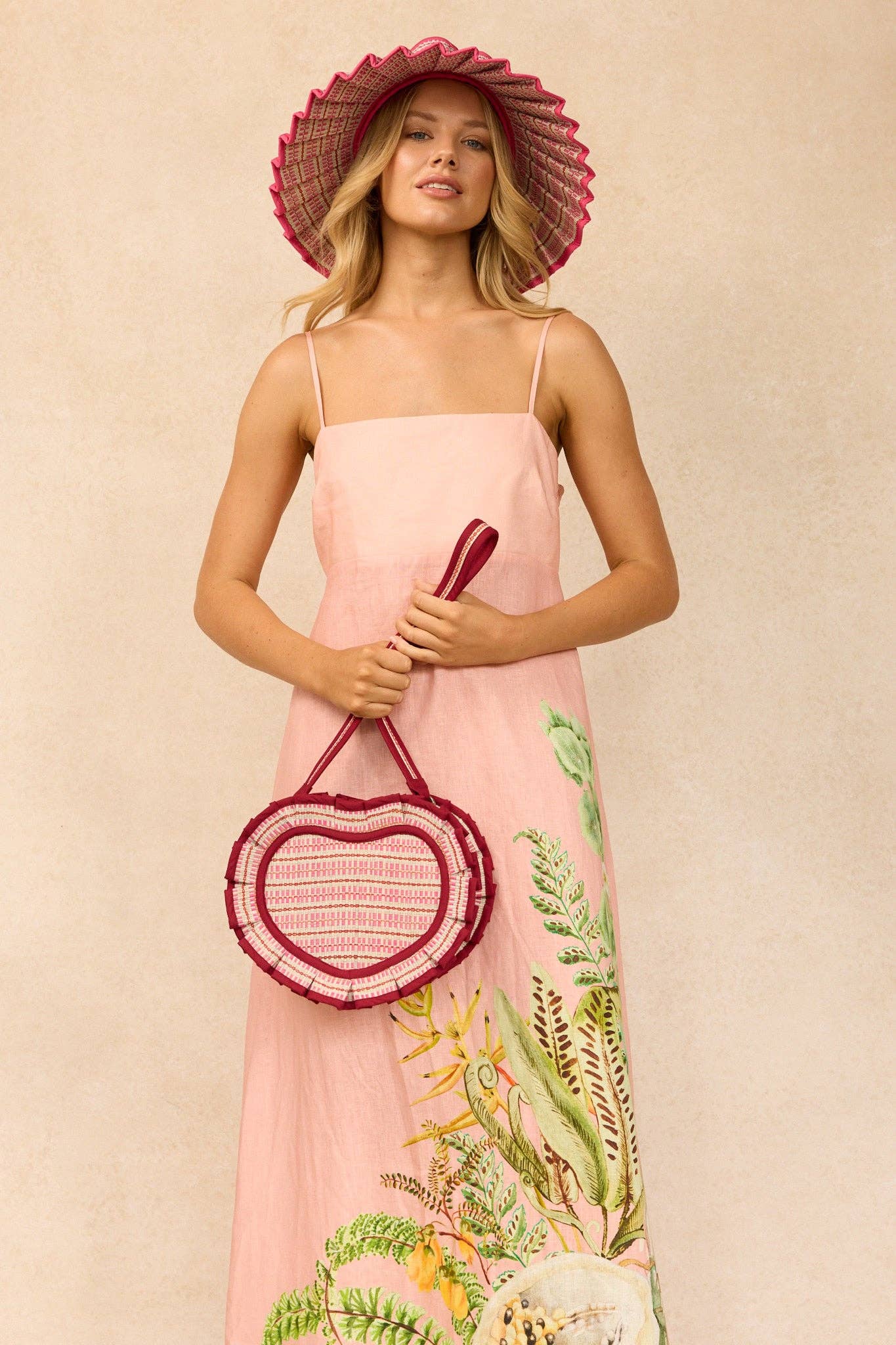 Shangri La Island Capri Hat: Maxi