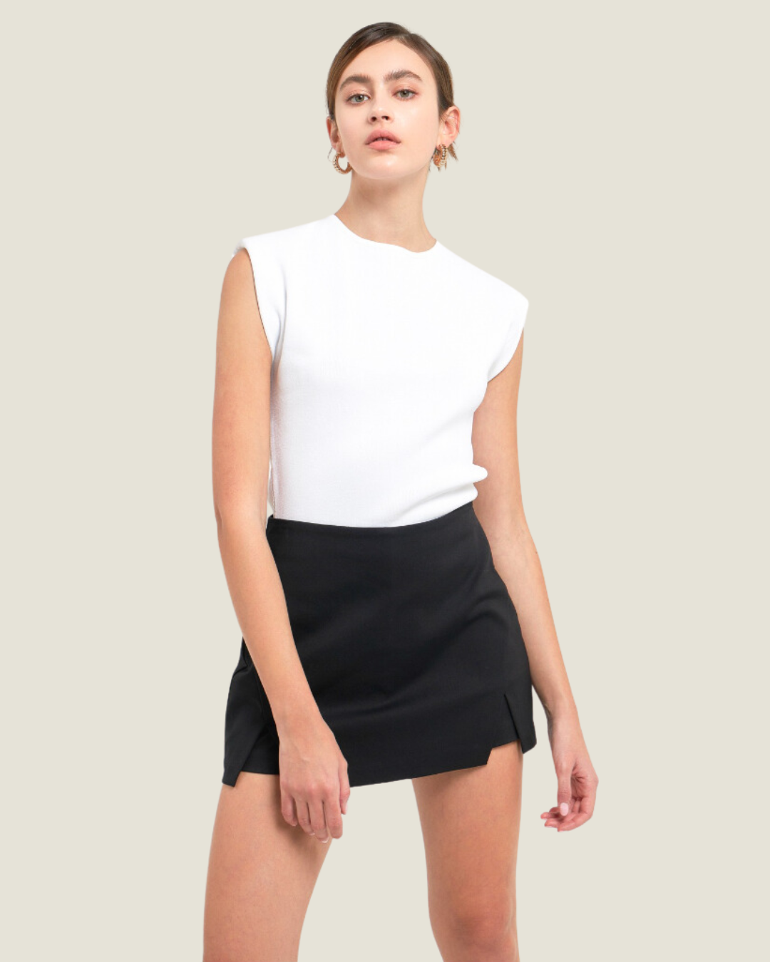 Sunny & 75: Cut-Out Mini Skort