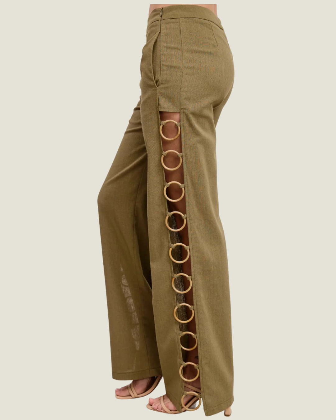 Clara Linen Ring Detail Wide Leg Pants- a bold hunter green linen pant made to stand-out. Available at Love Celine a women’s boutique in SWFL.
