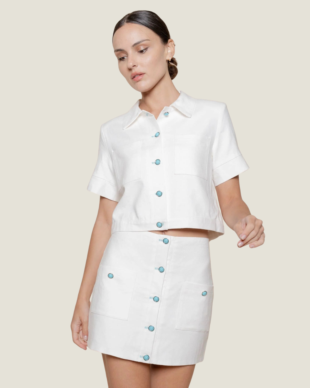 Daisy Turquoise Button Cropped Top