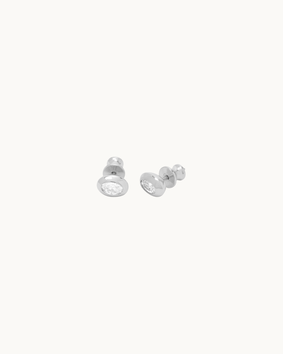 She's a Boss Studs 6mm