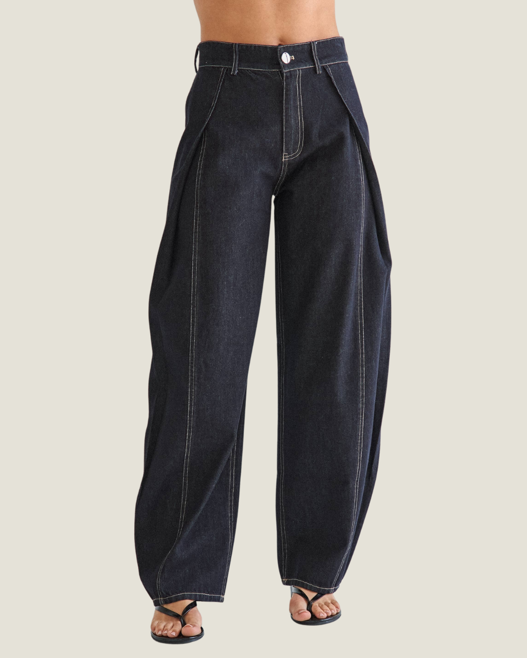 Xandra Pleated Barrel Jeans