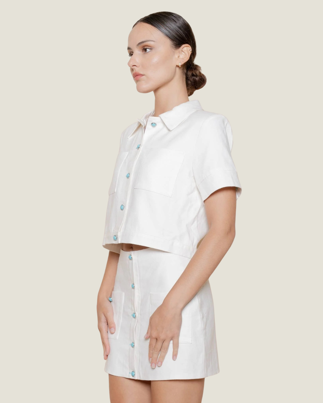 Daisy Turquoise Button Cropped Top