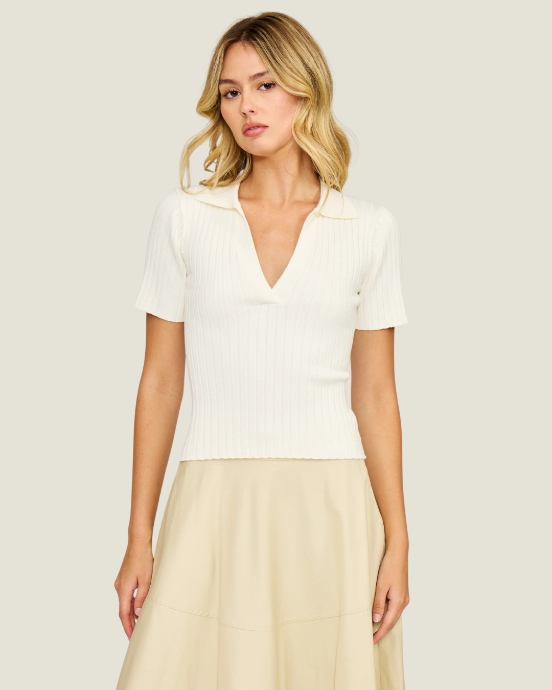 Smith Collared V-Neck Short Sleeve Polo Top
