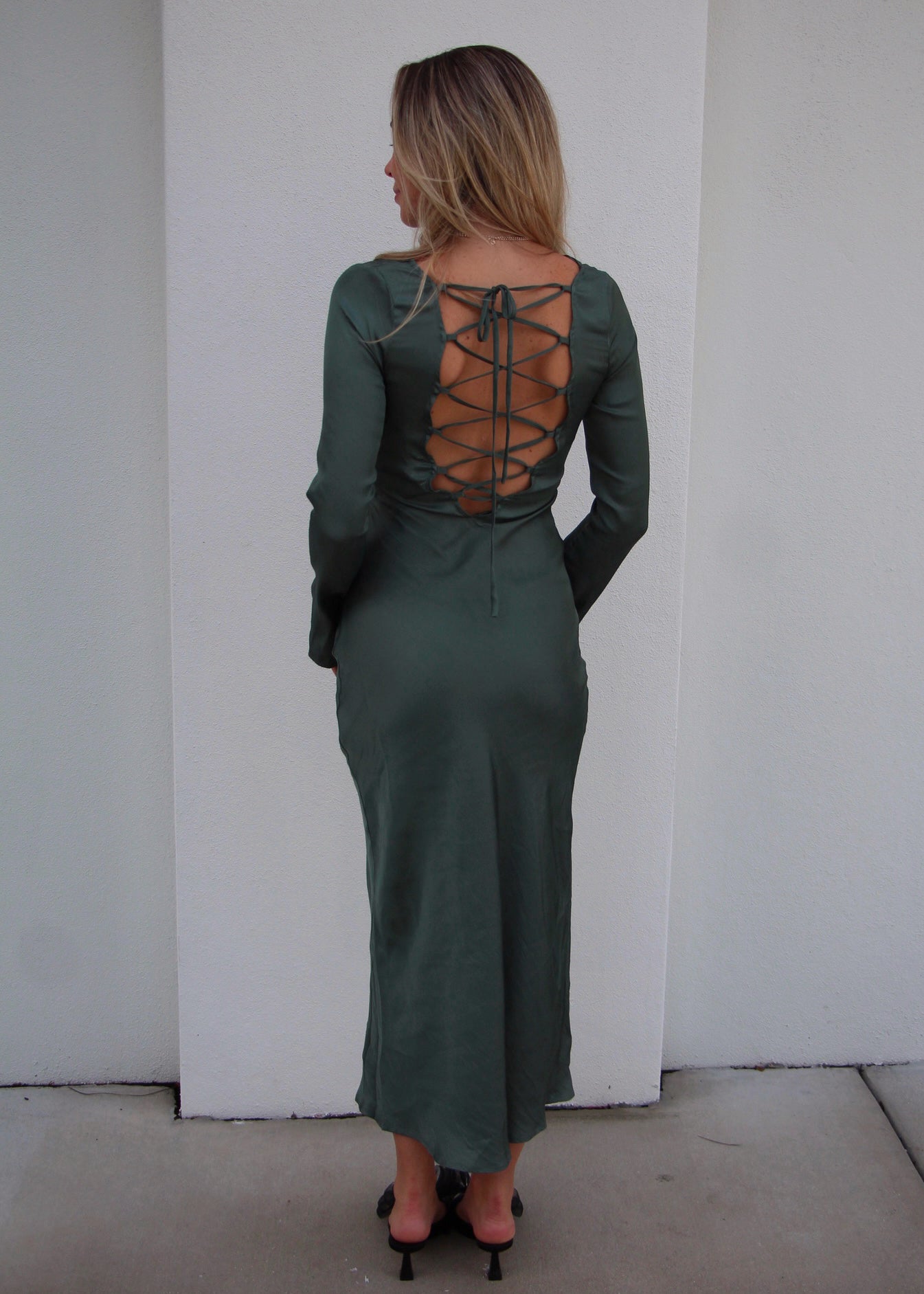 The Hazel: Sage Green Criss Cross Back Midi Dress