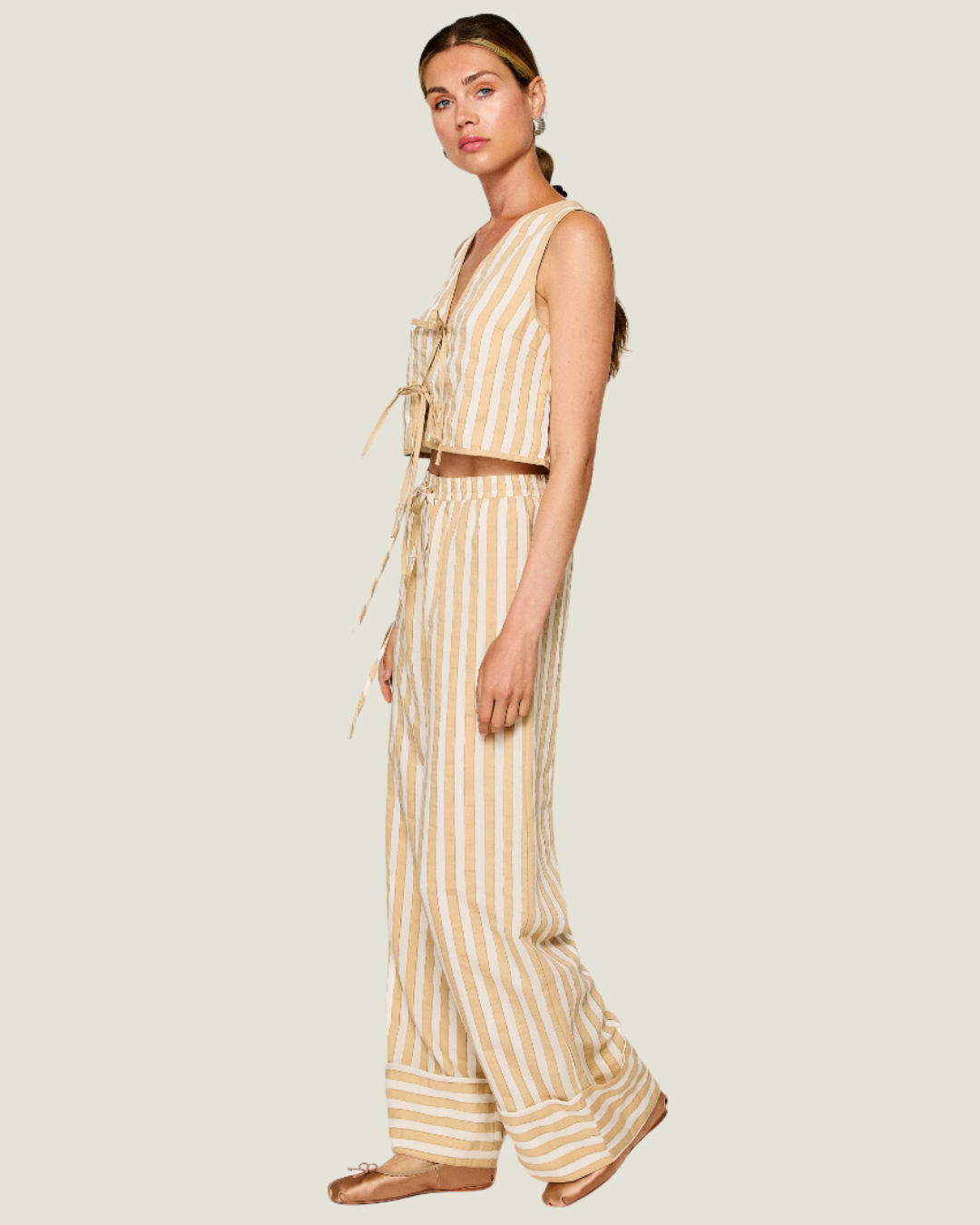 The Giselle: Tie Detail Top